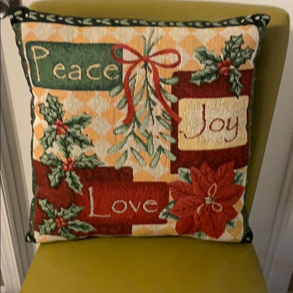 Christmas pillow 🎅🏼🎄